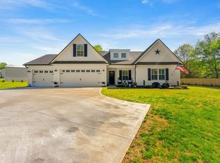 203 Plemmons Rd, Lyman, SC 29365