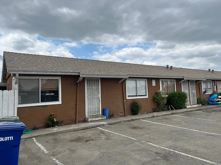 901 Zeff Rd — Photo 22