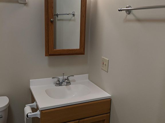 5th image of 18 E Maynard Ave #C