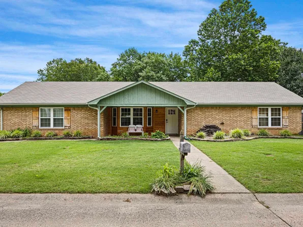 19 Fair Oaks Dr, Conway, AR 72034