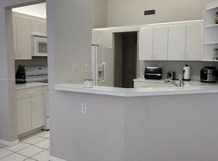 10000 NW 43rd Ter #10000, Miami, FL 33178