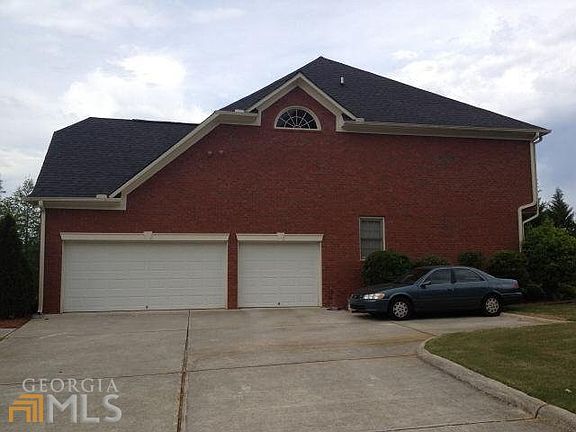 3rd image of 3835 Glen Park Dr