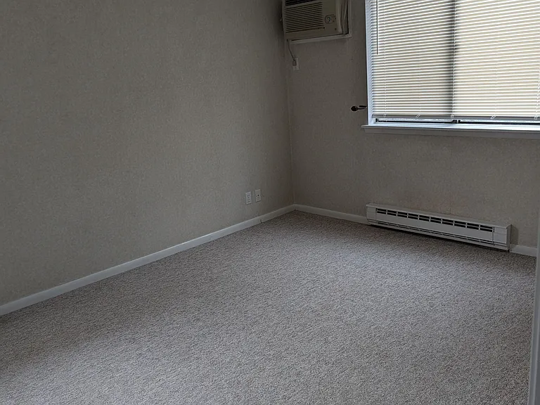 3 Burr St #3C — Photo 3