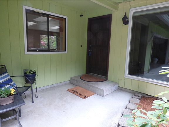 3rd image of 6709 Westhill Court SW