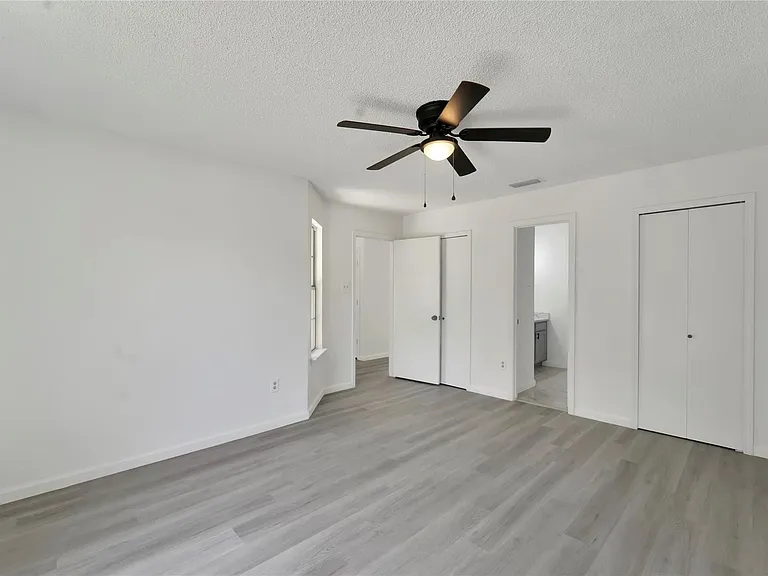 1019 Sanders Dr — Photo 15