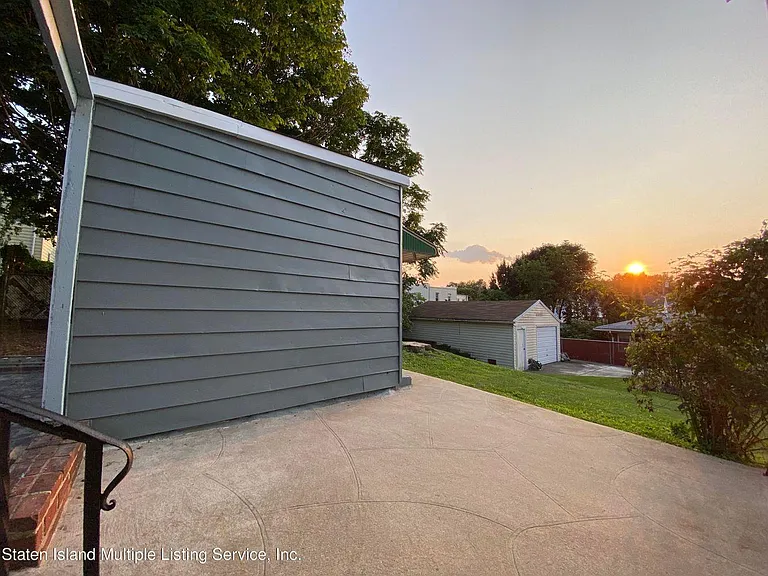 56 Fletcher St — Photo 29
