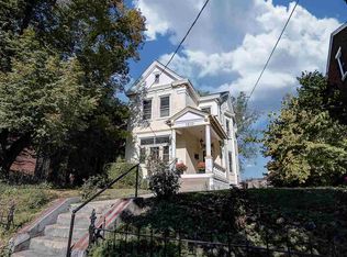 1610 Greenup St, Covington, KY 41011