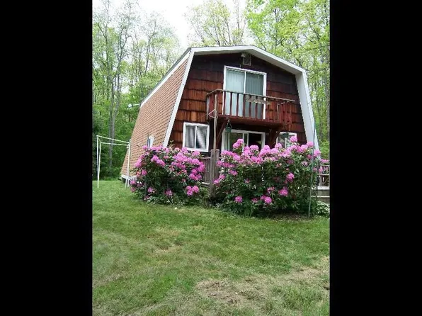 12 Crescent Ln, Oakland, MD 21550
