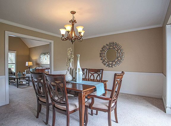 3rd image of 1454 Frenchmans Bend Dr