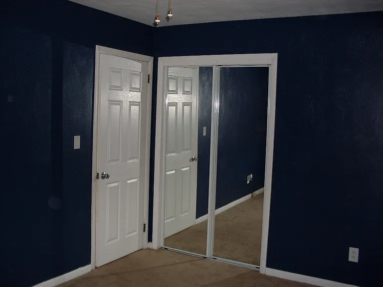 FRONT BEDROOM 2