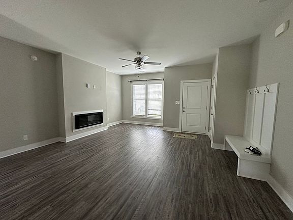 4th image of 67 Warwick Dr
