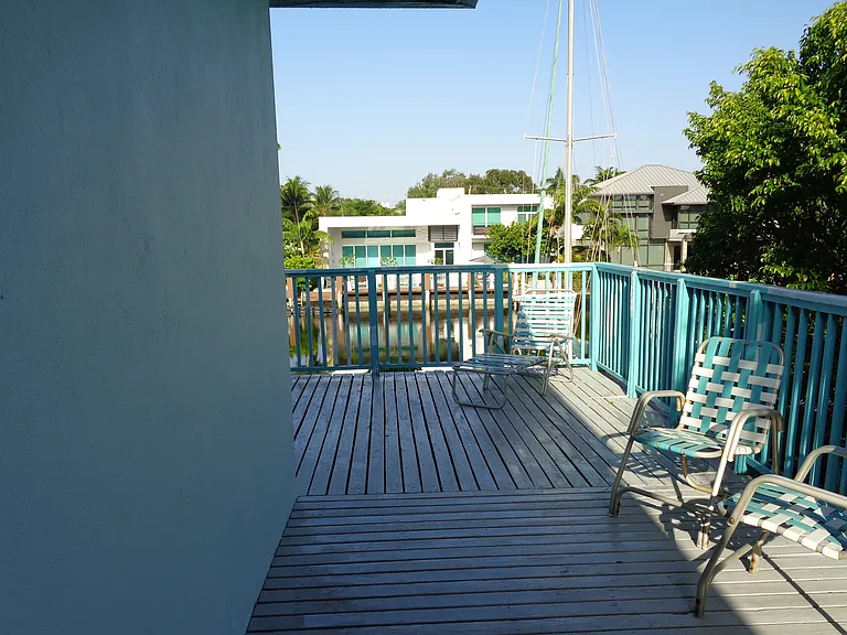 109 Hendricks Isle #7 — Photo 14
