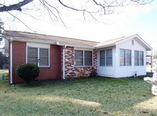 105 Symes Dr, Warner Robins, GA 31093