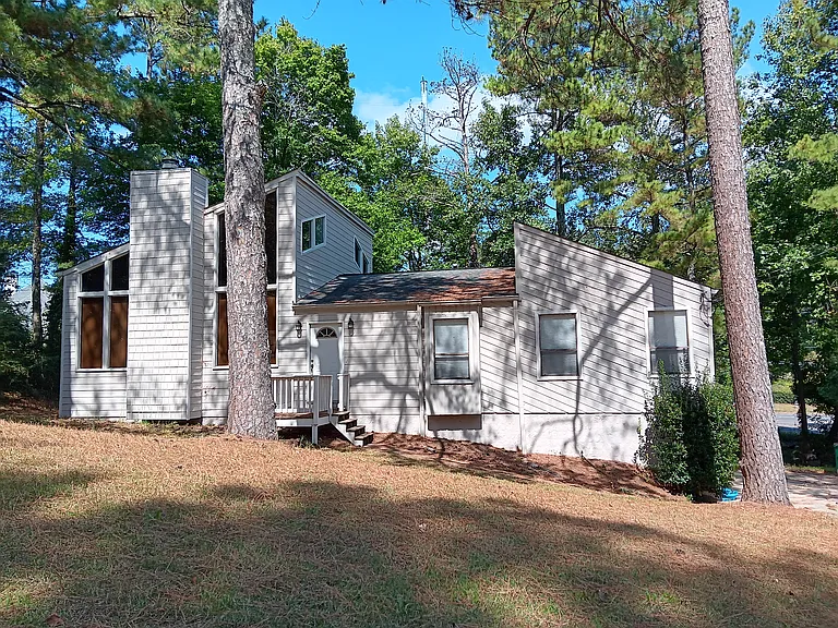 3466 Winter Hill Dr — Photo 1