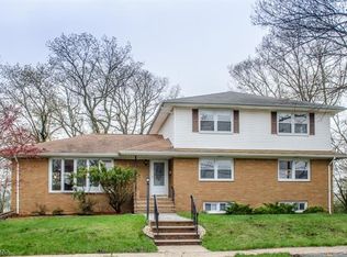 14 Manger Rd, West Orange, NJ 07052