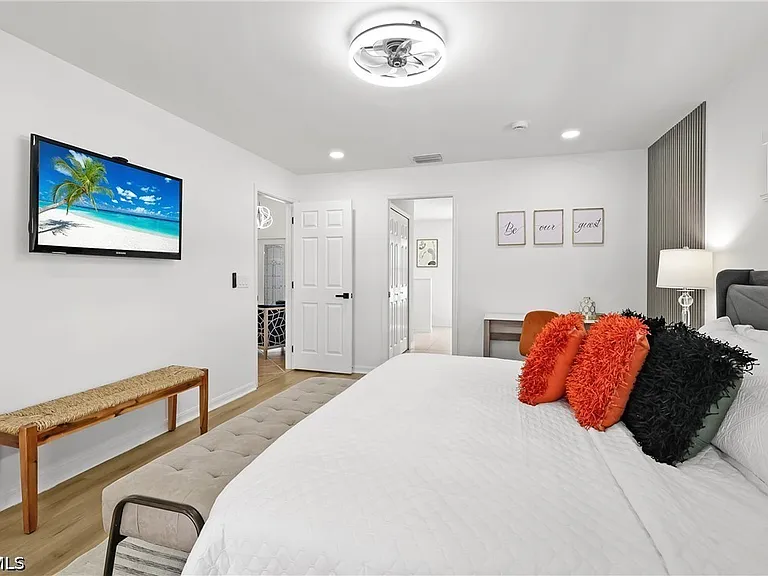 1801 Everest Pkwy — Photo 35