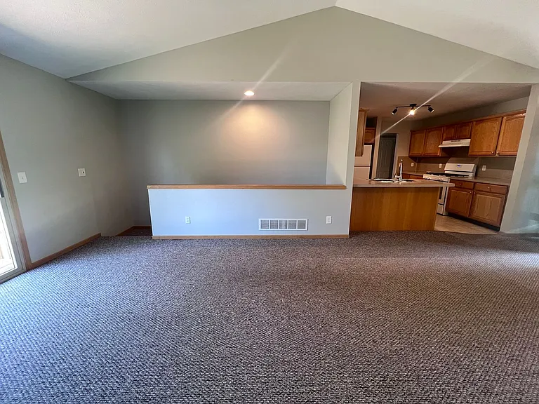 3739 Kinnrow Ct NW — Photo 7