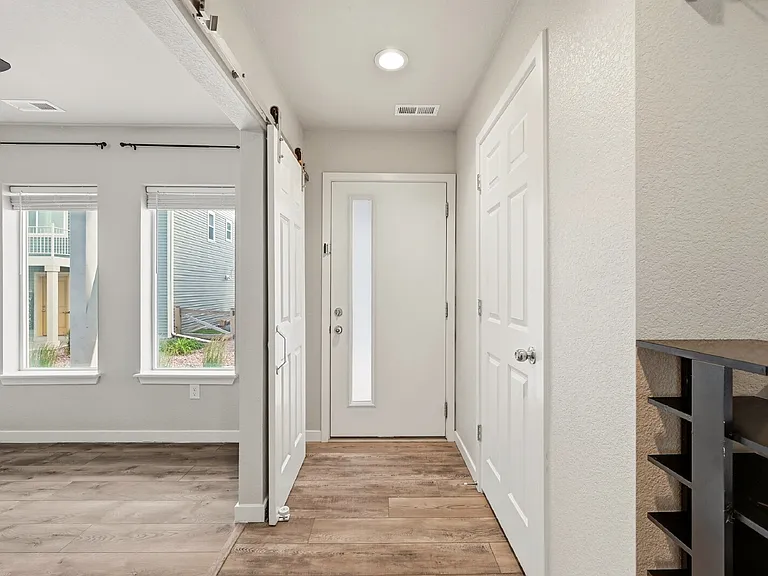 5668 Tramore Ct — Photo 4