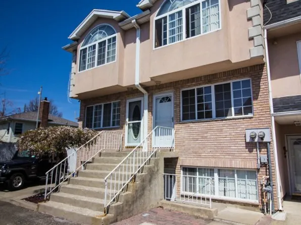 305B Tysens Ln, Staten Island, NY 10306