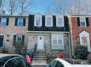 8836 Surveyors Pl, Springfield, VA 22152