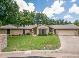 3241 Village Park Dr, Waco, TX 76708