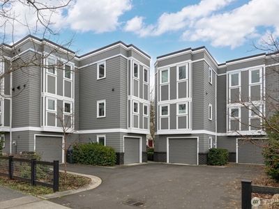 2011 Cornwall Avenue, Bellingham, WA, 98225