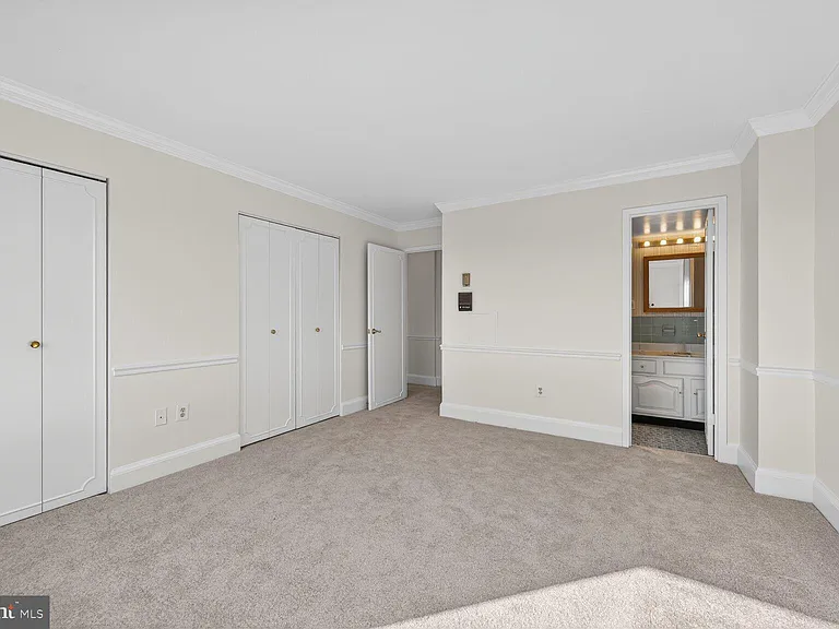 1111 University Blvd W #1016 & 1017 — Photo 10