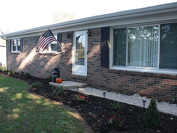 3rd image of 58 Wilda Dr
