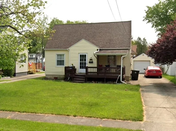 715 Central Parkway Ave SE, Warren, OH 44484