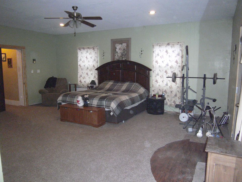 master bed room