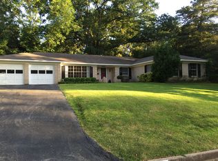 1015 E Amherst Dr, Tyler, TX 75701
