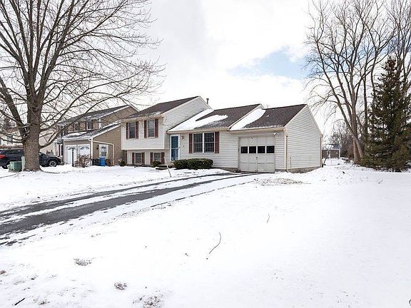 4th image of 8 Tigerwood Dr