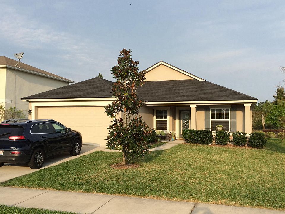 1st image of 204 Sunshine Dr