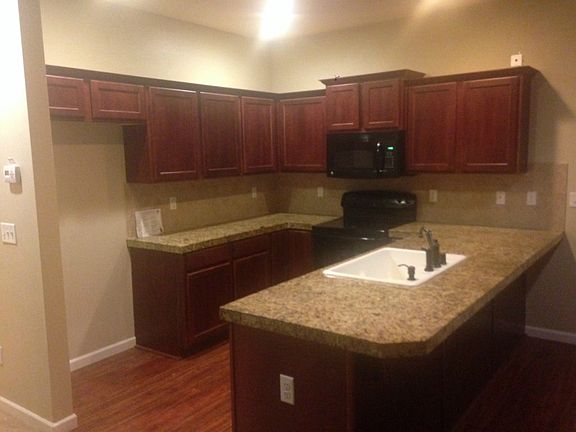 5th image of 4933 Greenwood Dr SW