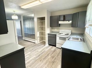 5 Bradford Dr #4, Greenfield, MA 01301