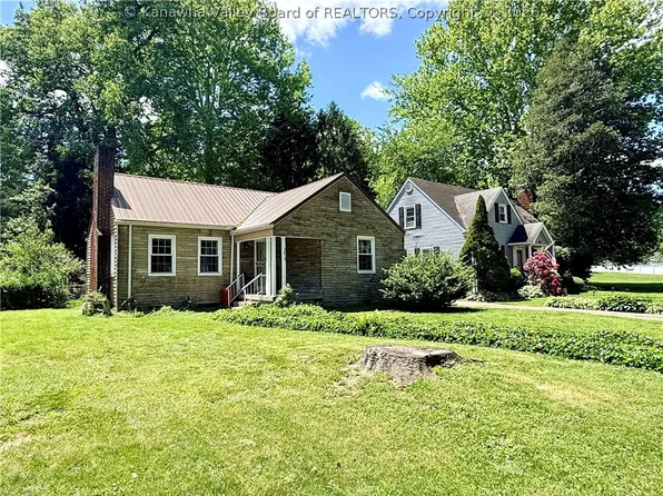 3813 Washington Ave SE, Charleston, WV 25304