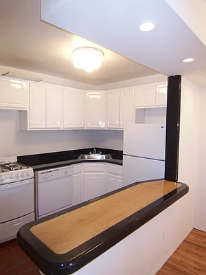 Rented by City Connections Realty | media 21