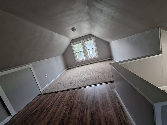 5th image of 63 Milton Ave