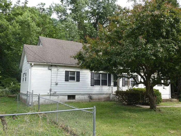 4701 NW Green Hills Rd