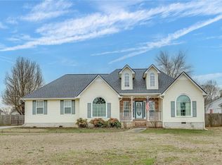 26 Valley Creek Dr SW, Cartersville, GA 30120