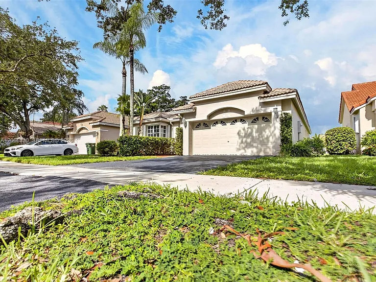 1520 Seabay Rd — Photo 11