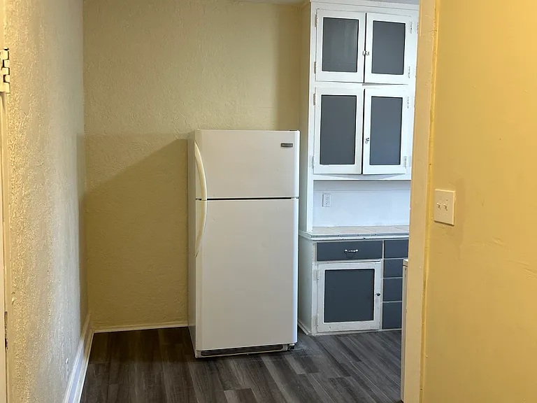 1125 Los Angeles Dr #5 — Photo 10