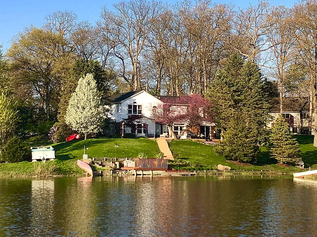 78 Woodlore Ct photo 1