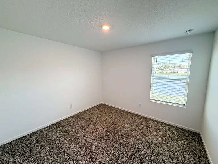 462 Ardila Cir — Photo 13