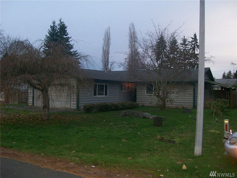 1st image of 5017 102nd Pl NE