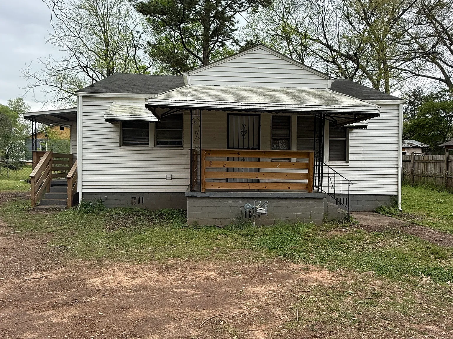 2 bed, 775 sqft, $800 — Photo 1