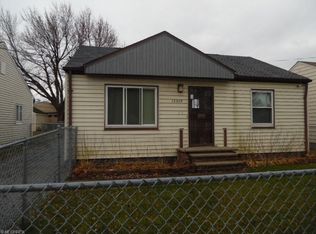 13309 Wainfleet Ave, Cleveland, OH 44135