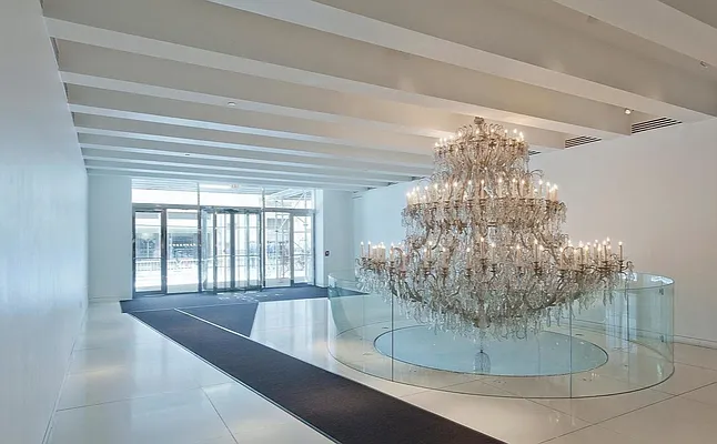 Rented by Compass | media 33