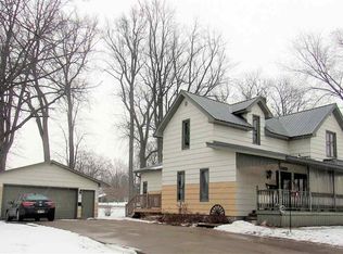 200 W Miller St, Greenwood, WI 54437