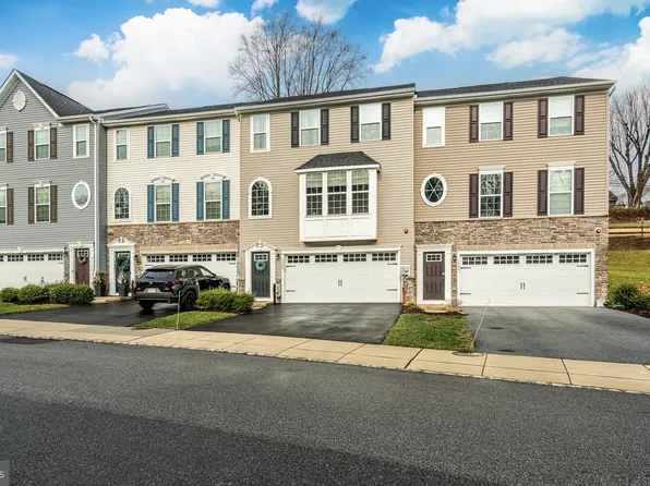 1408 Berry Dr, Kennett Square, PA 19348